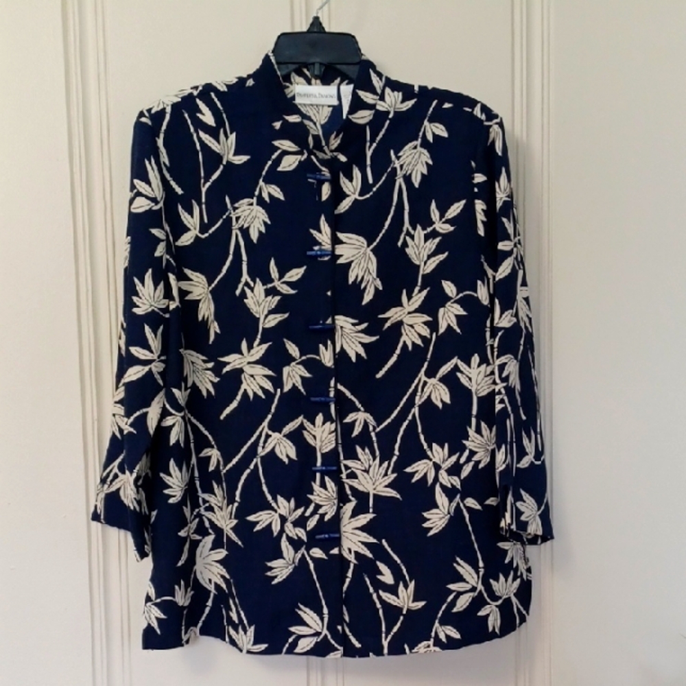 Drapers&Damon's Dark Navy and Cream Bamboo Print Oriental Style Top WL  EUC
